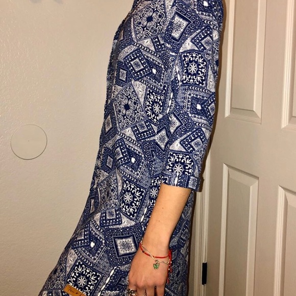 Picnic bitch... but make it 70s🪁 - Picture 2 of 3